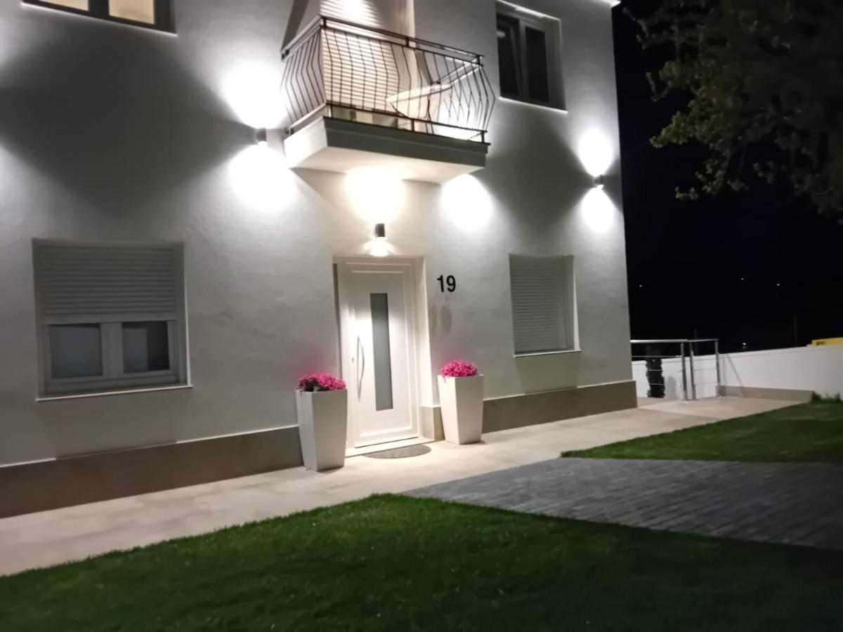 Portosantiago Boutique & Rooms Portomarin Exterior photo
